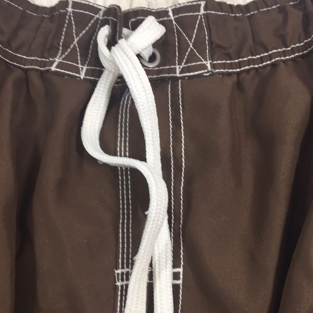 NOBO. Mesh Lined Velcro Pocket Closure Men Shorts